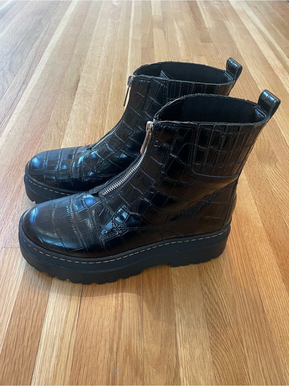 Marc Fisher Black Leather Croc-Embossed Zip Platform Ankle Boots Women’s 9M